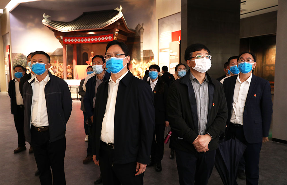 我校機關(guān)第一黨支部赴常寧市水口山工人運動紀念館開展主題黨日活動 我校機關(guān)第一黨支部赴常寧市水口山工人運動紀念館開展主題黨日活動