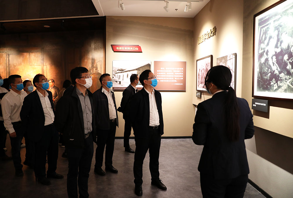 我校機關(guān)第一黨支部赴常寧市水口山工人運動紀念館開展主題黨日活動 我校機關(guān)第一黨支部赴常寧市水口山工人運動紀念館開展主題黨日活動